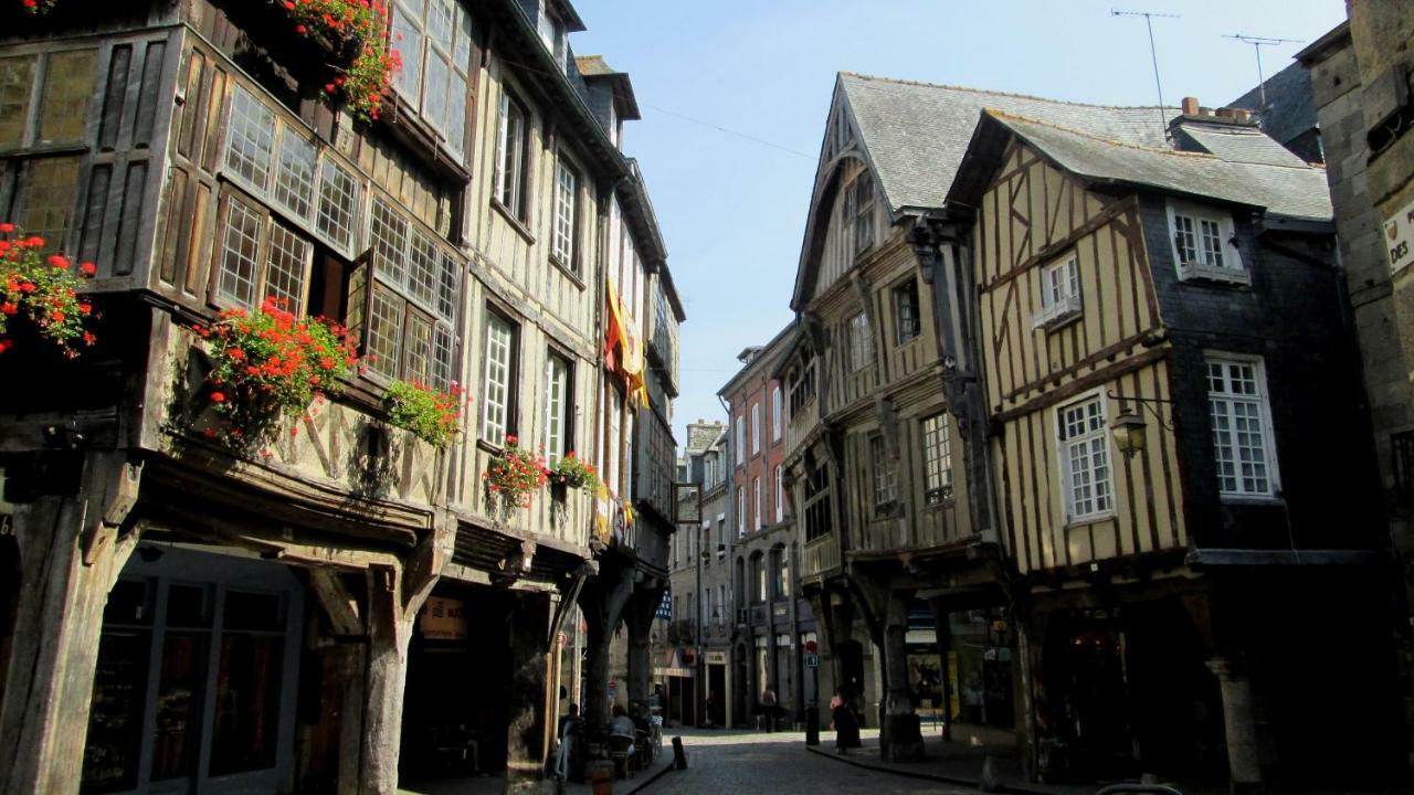 Jacques Melchior Meuble De Tourisme 3 Etoiles Intra Muros Сен-Мало Экстерьер фото